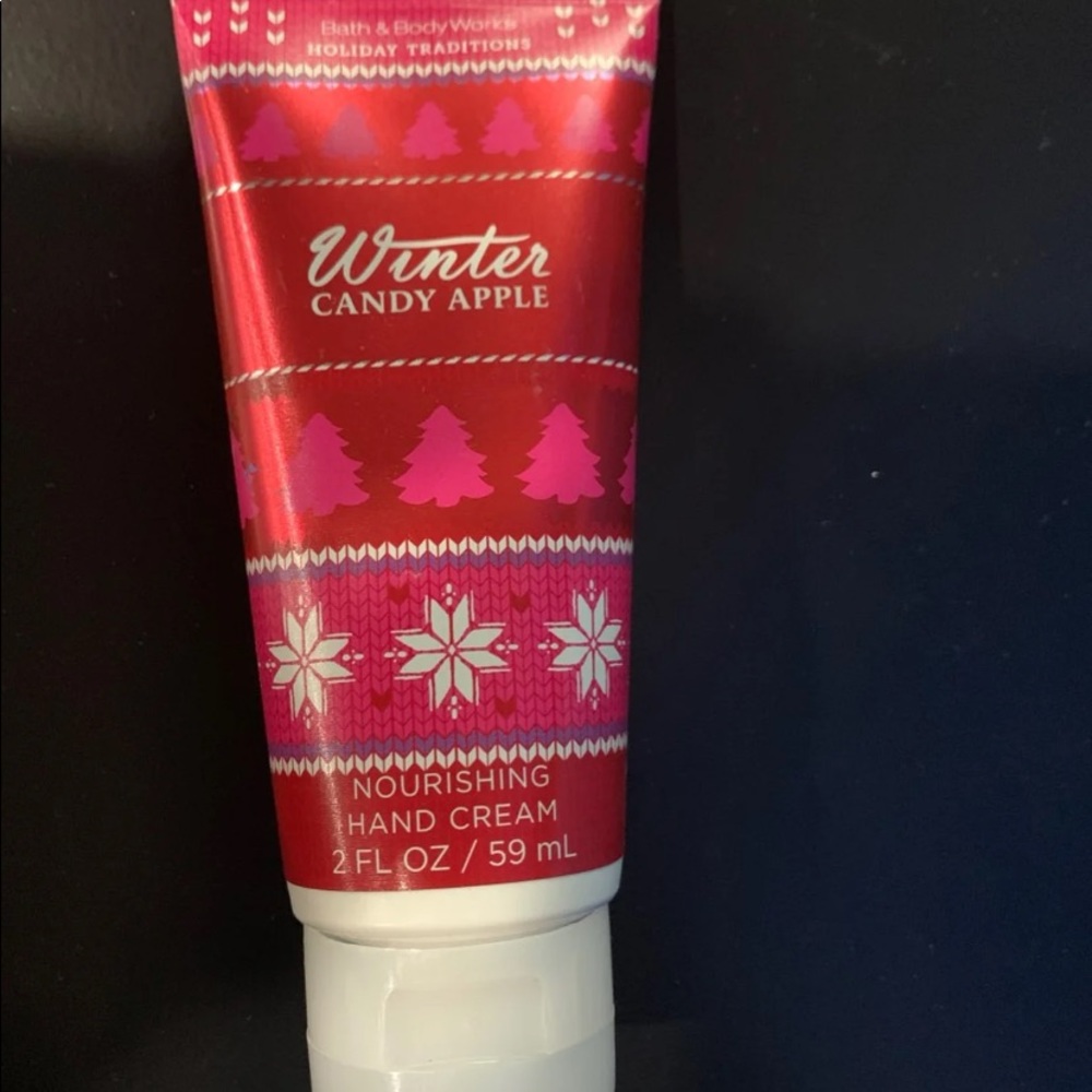 bath & body works winter candy apple lotion